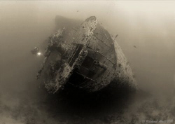 -Thistlegorm-
 by Reinhard Arndt 